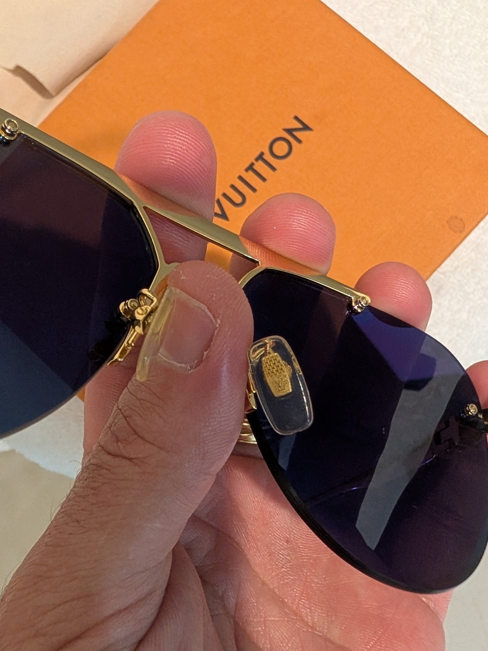 Louis Vuitton Gold Frame Sunglasses with Black Lenses(AUTHENTIC)